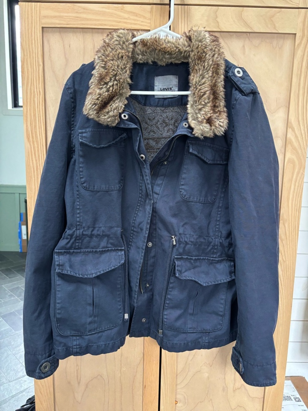 Levi's Y2K Navy Jacket with Removable Faux Fur Collar